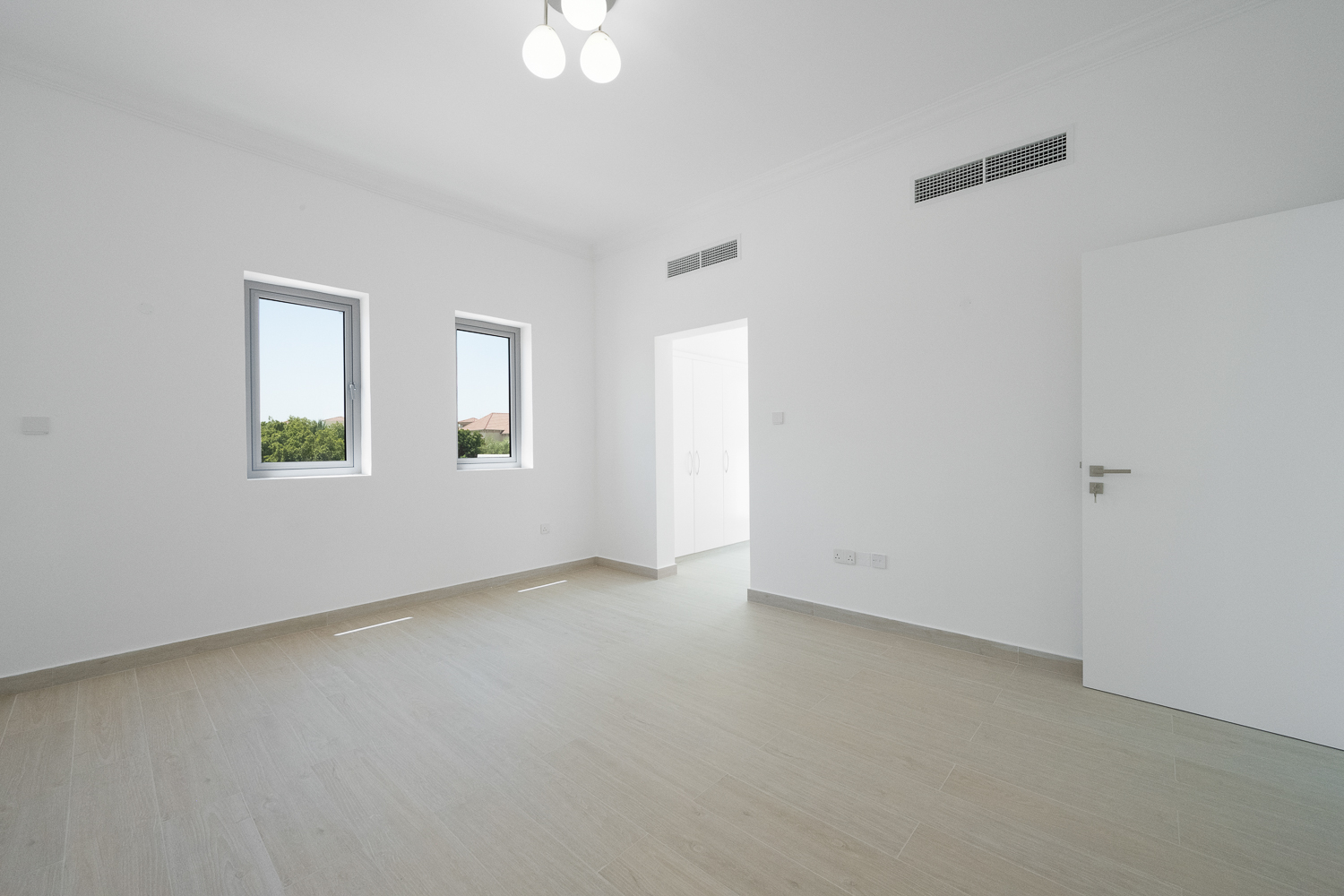 5 Bedrooms Villa in Master View