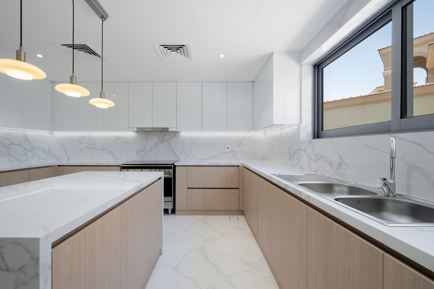 5 Bedrooms Villa in Master View