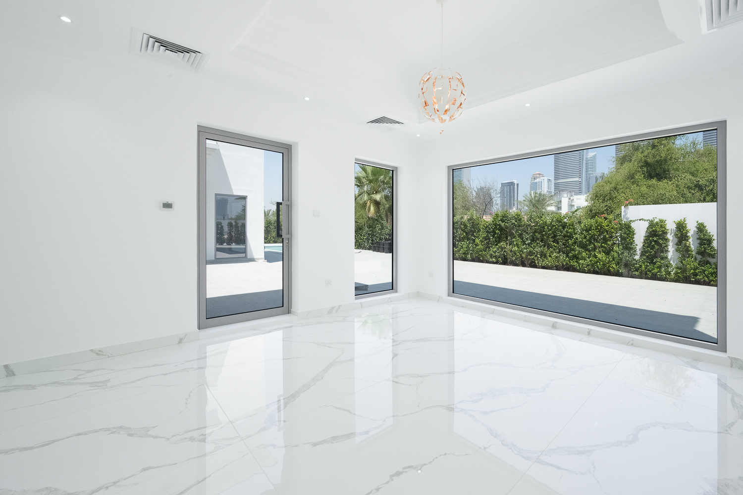 5 Bedrooms Villa in Master View