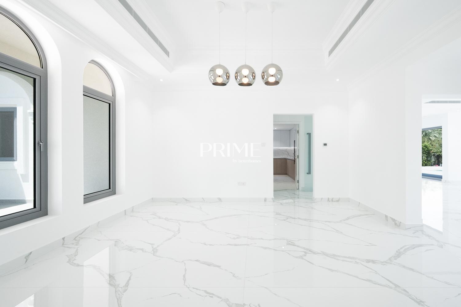 5 Bedrooms Villa in Master View