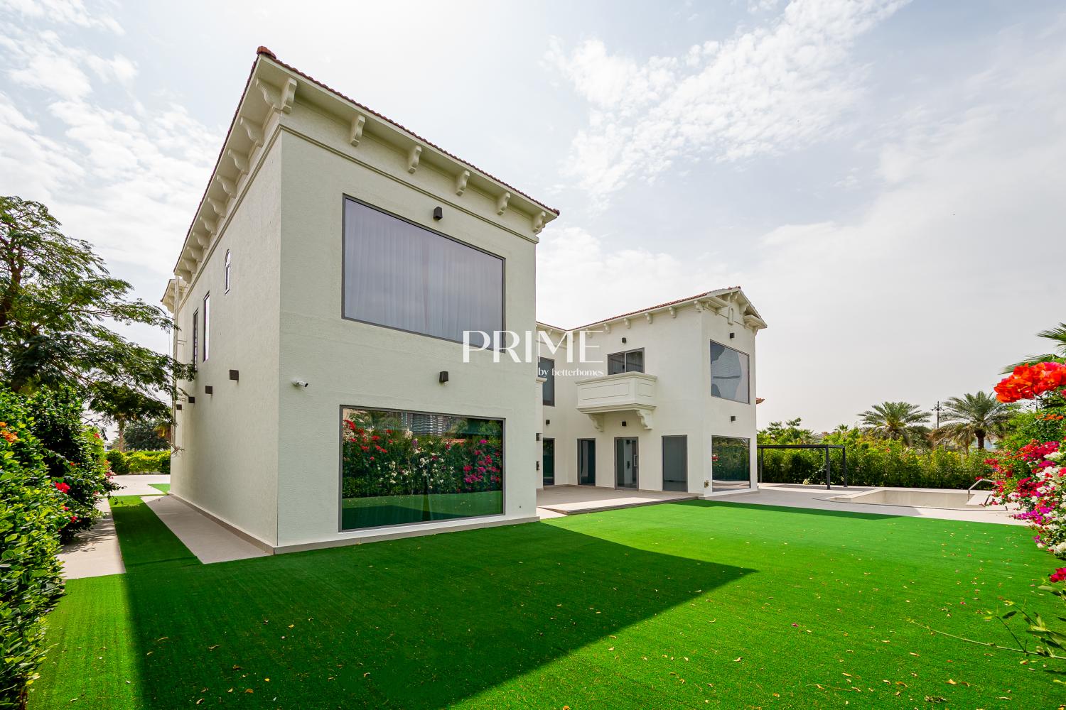 5 Bedrooms Villa in Master View