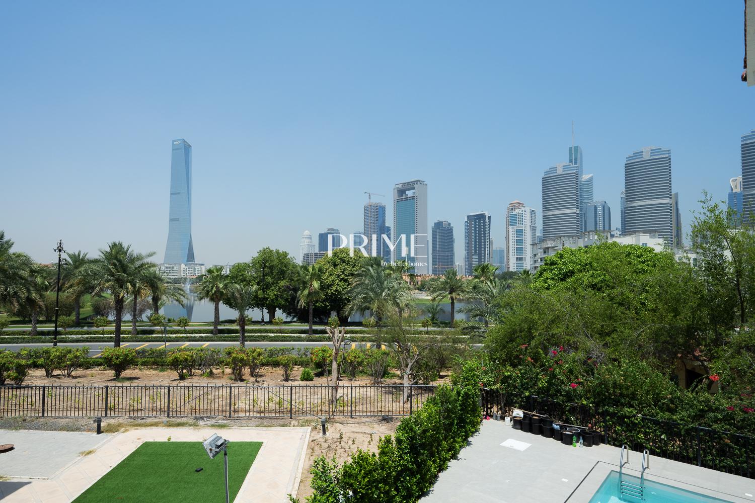 5 Bedrooms Villa in Master View