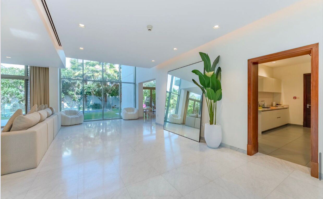 4 Bedrooms Villa in District One Villas