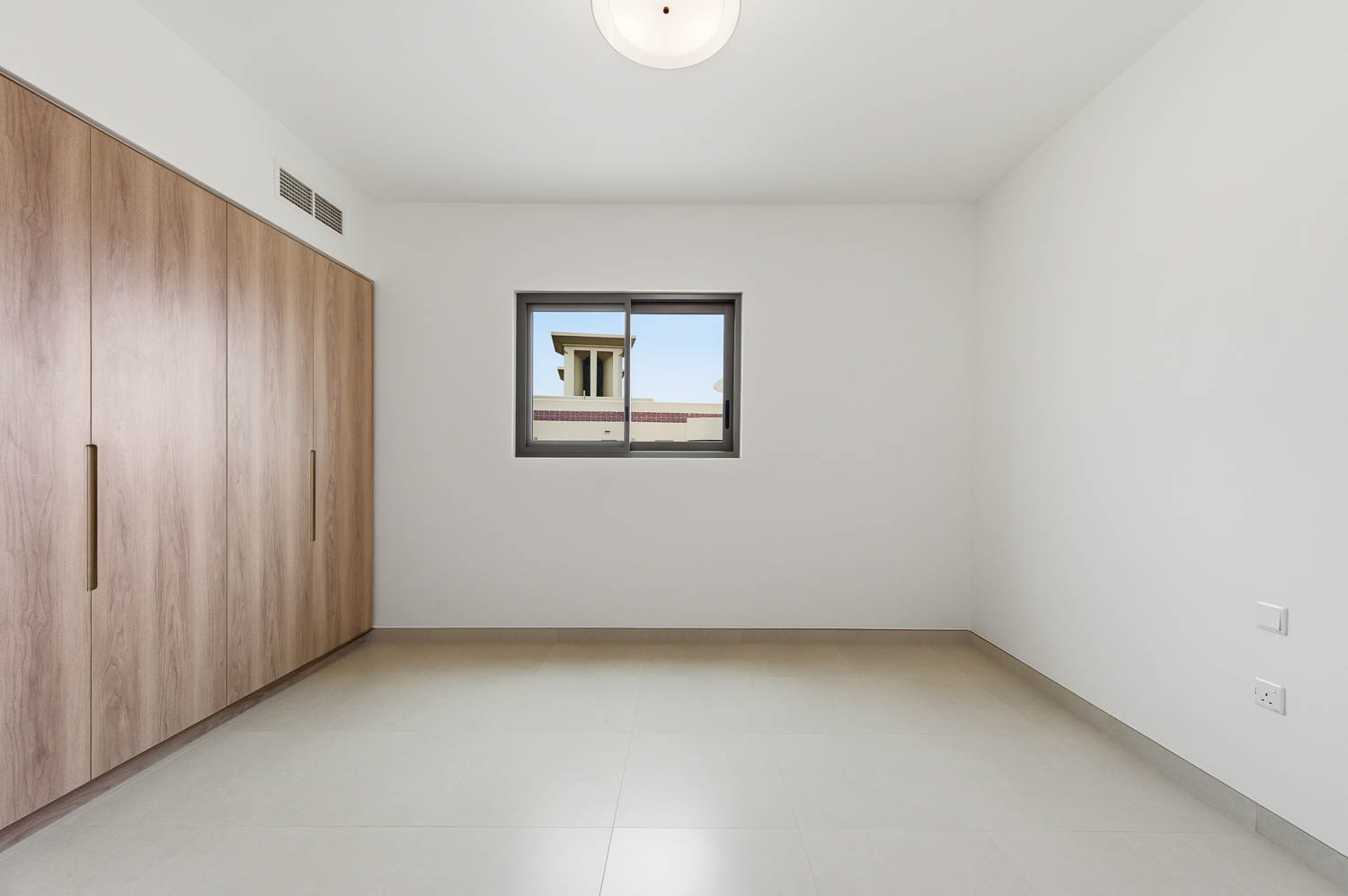 4 Bedrooms Villa in Garden View Villas