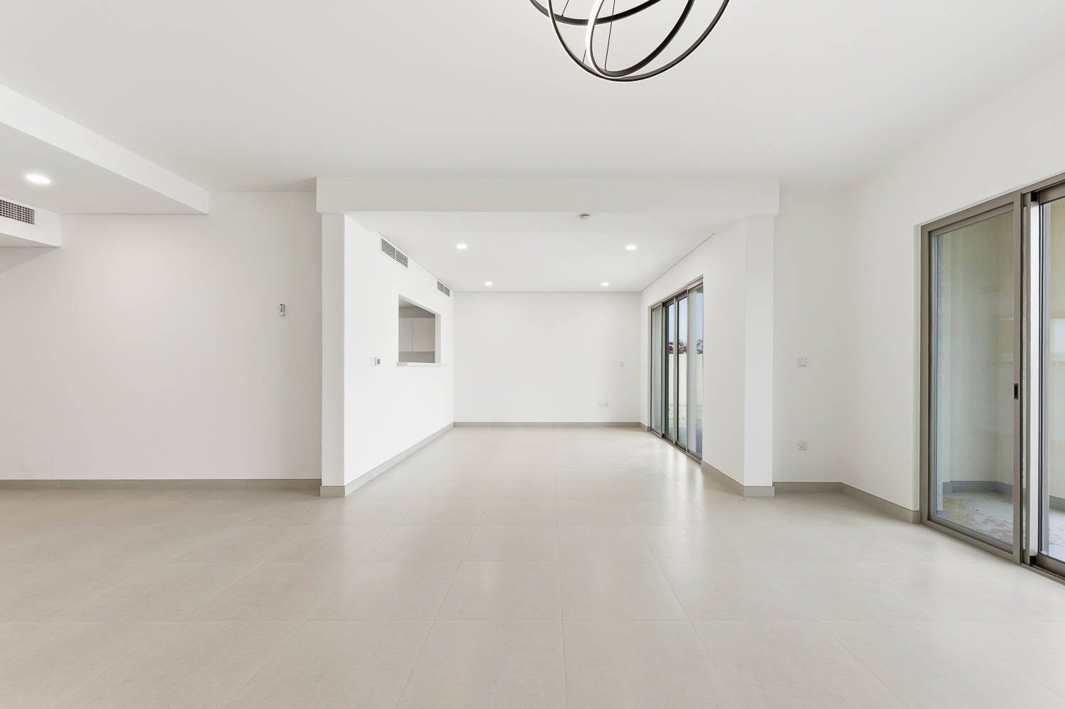 4 Bedrooms Villa in Garden View Villas