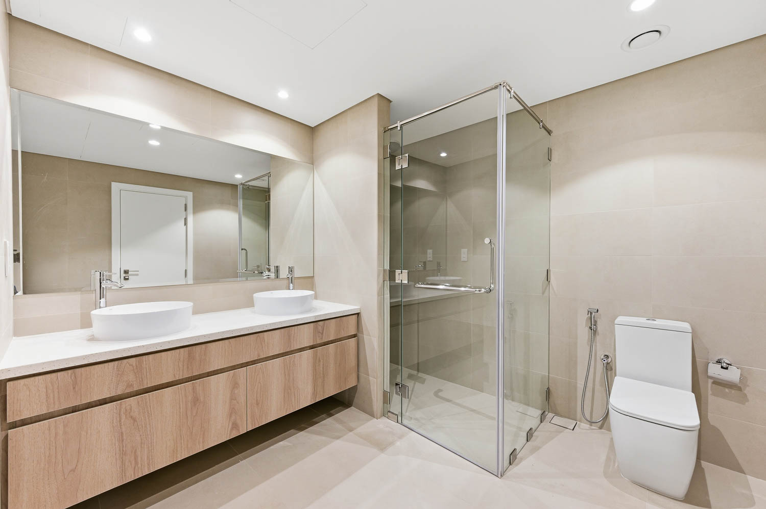 4 Bedrooms Villa in Garden View Villas