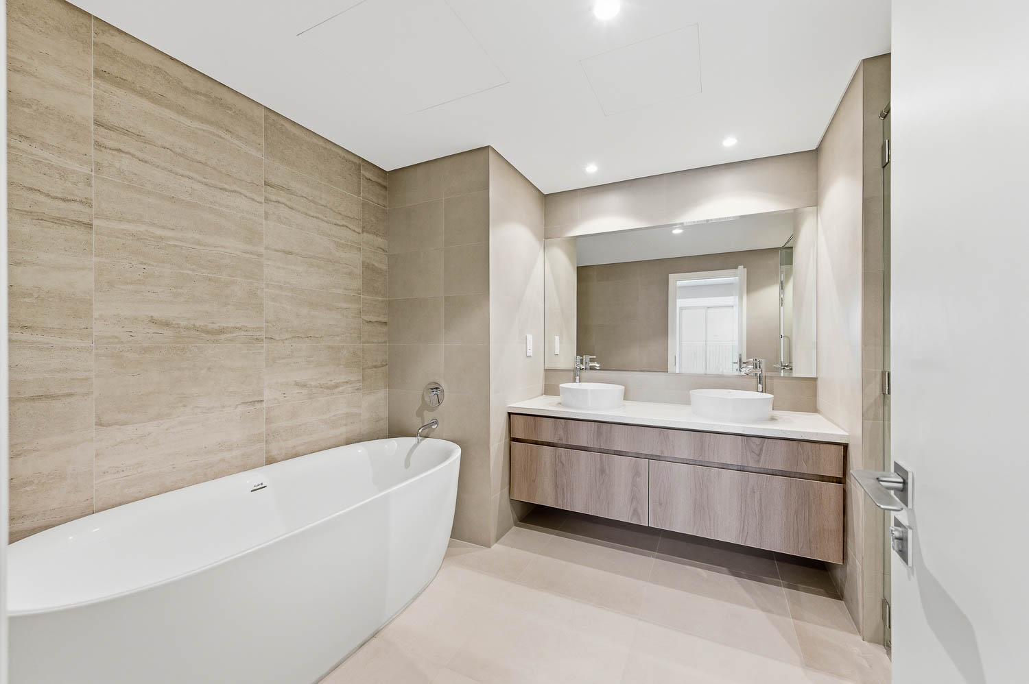 4 Bedrooms Villa in Garden View Villas