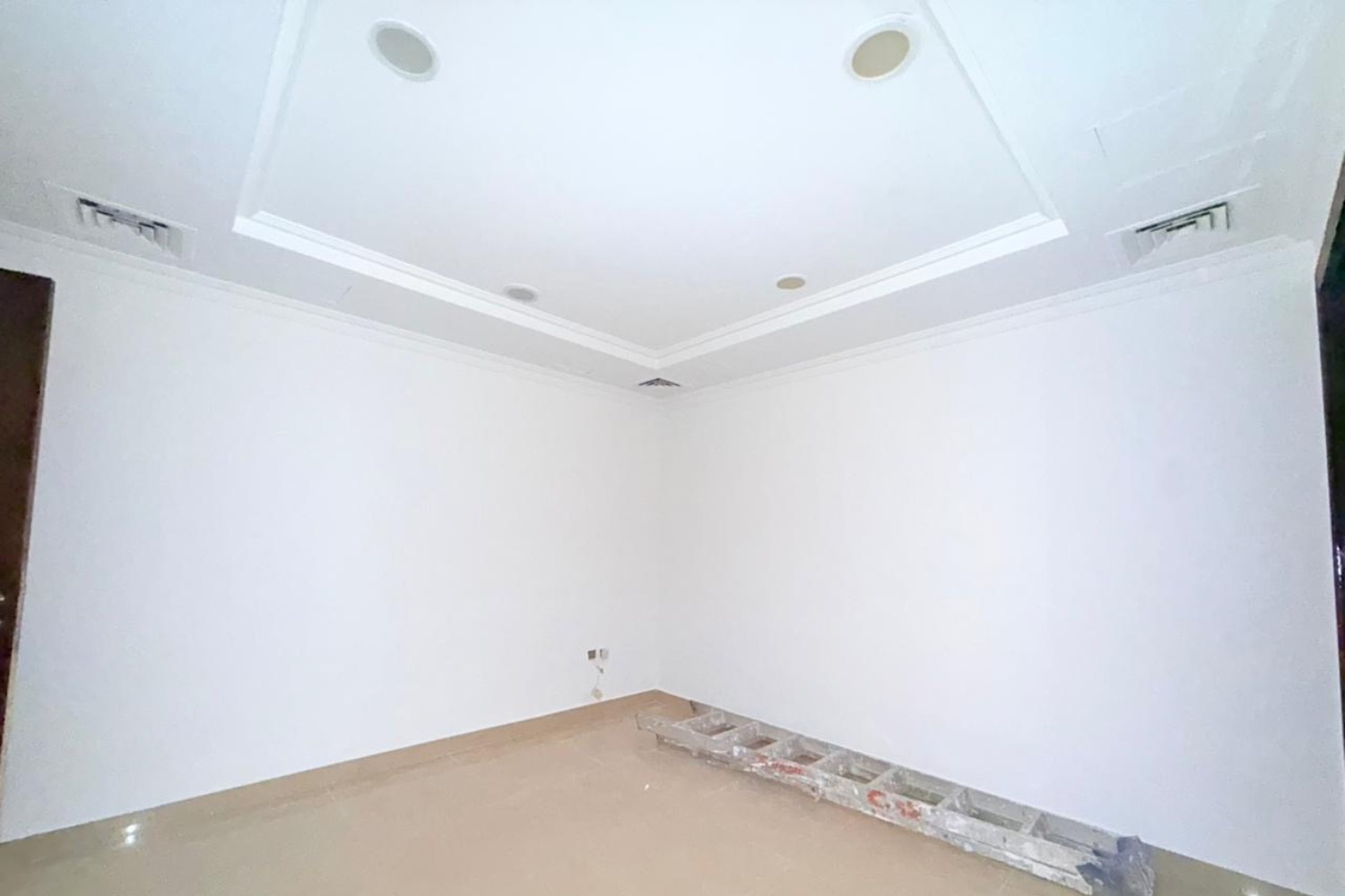 2 Bedrooms Apartment in Al Muhannad Tower