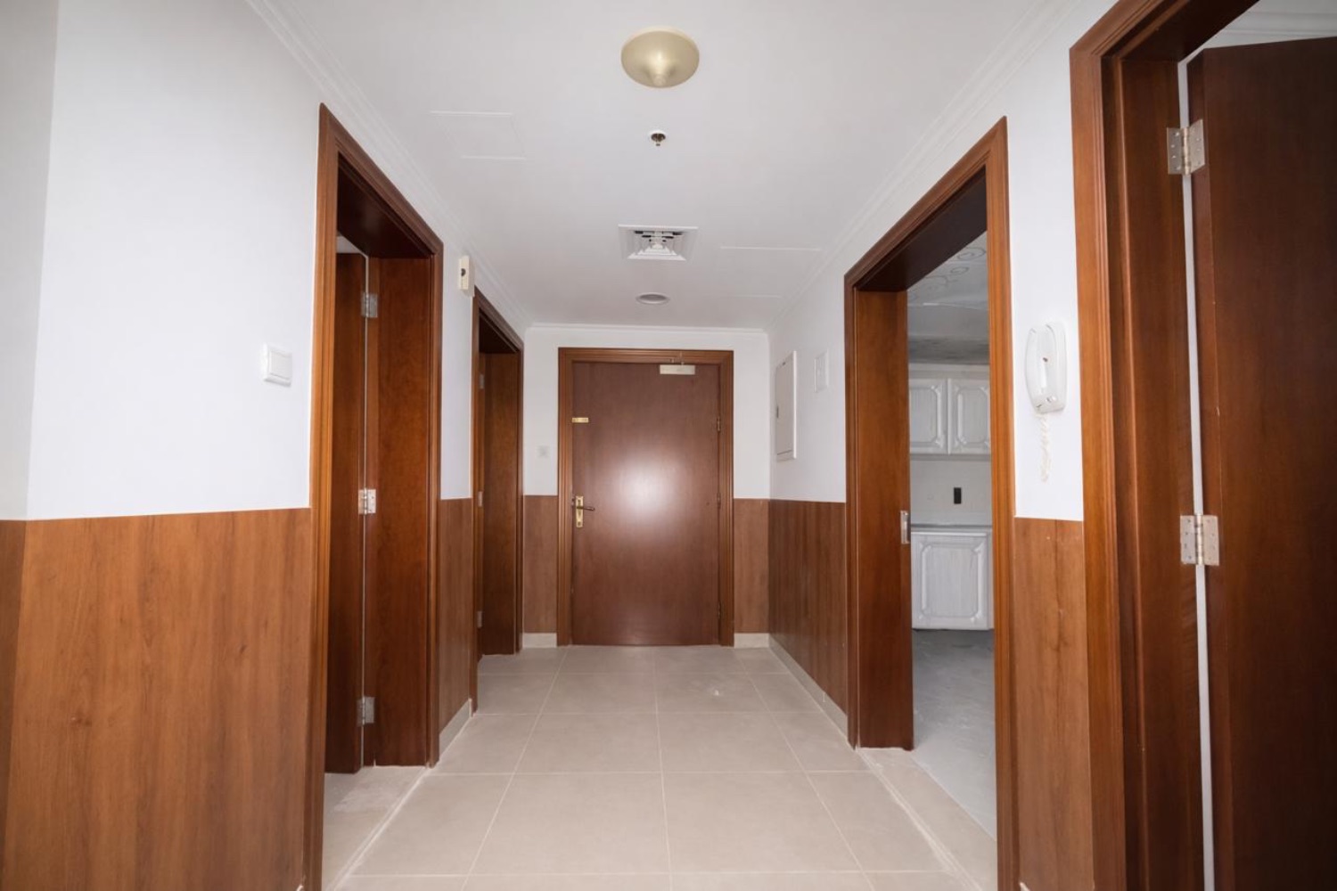 2 Bedrooms Apartment in Al Muhannad Tower