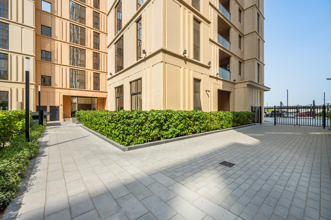 1 Bedroom Apartment in Al Mamsha