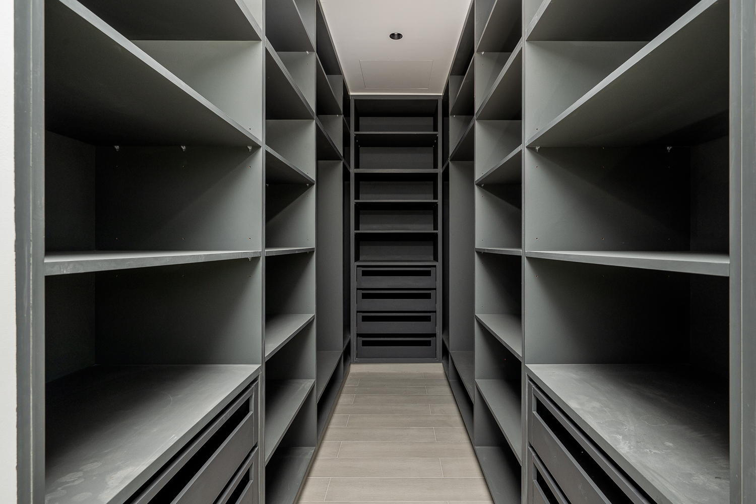 5 Bedrooms Villa in Sendian