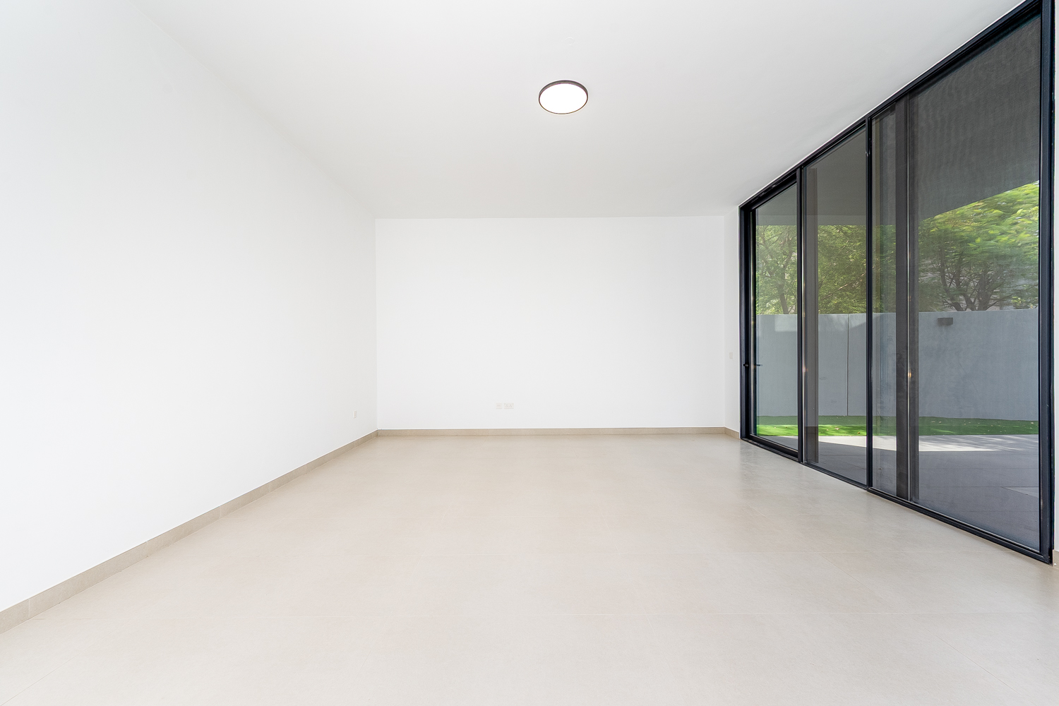 5 Bedrooms Villa in Sendian