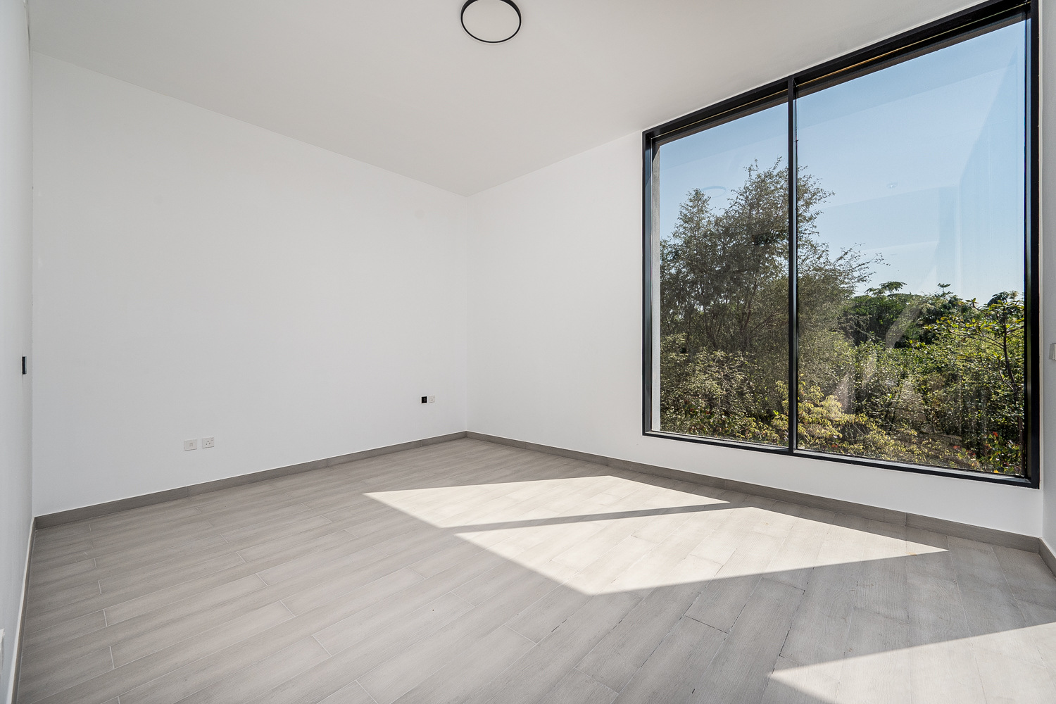 5 Bedrooms Villa in Sendian