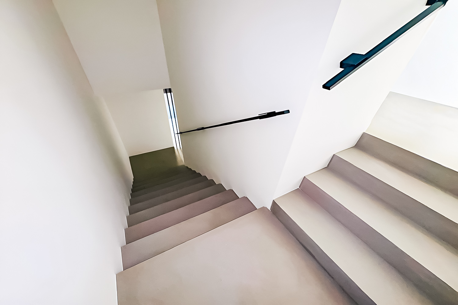 4 Bedrooms Townhouse in Azalea