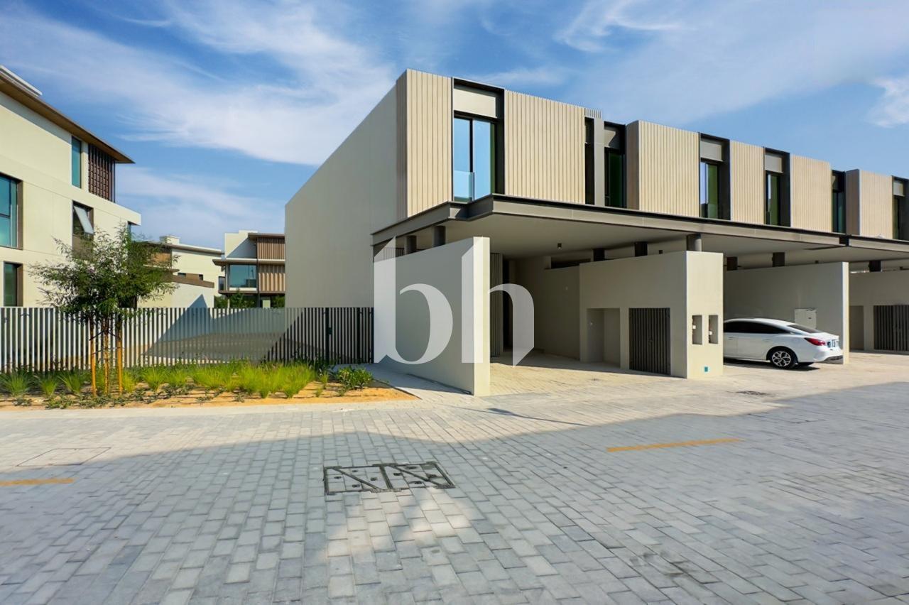 Luxury 3 Bedroom | Corner Unit | Ready to Move In