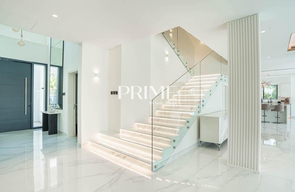 5 Bedrooms Villa in Cluster 09