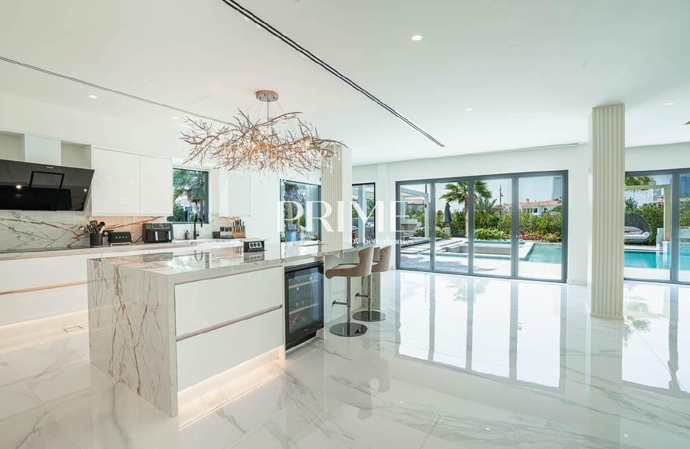5 Bedrooms Villa in Cluster 09