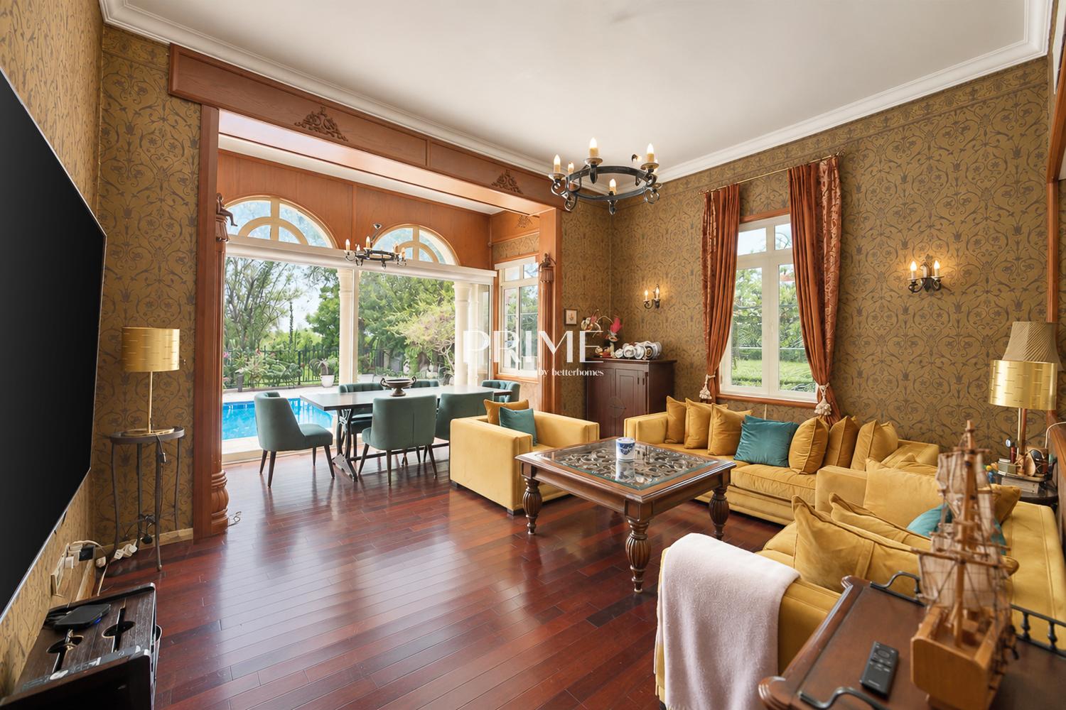 4 Bedrooms Villa in Cluster 32