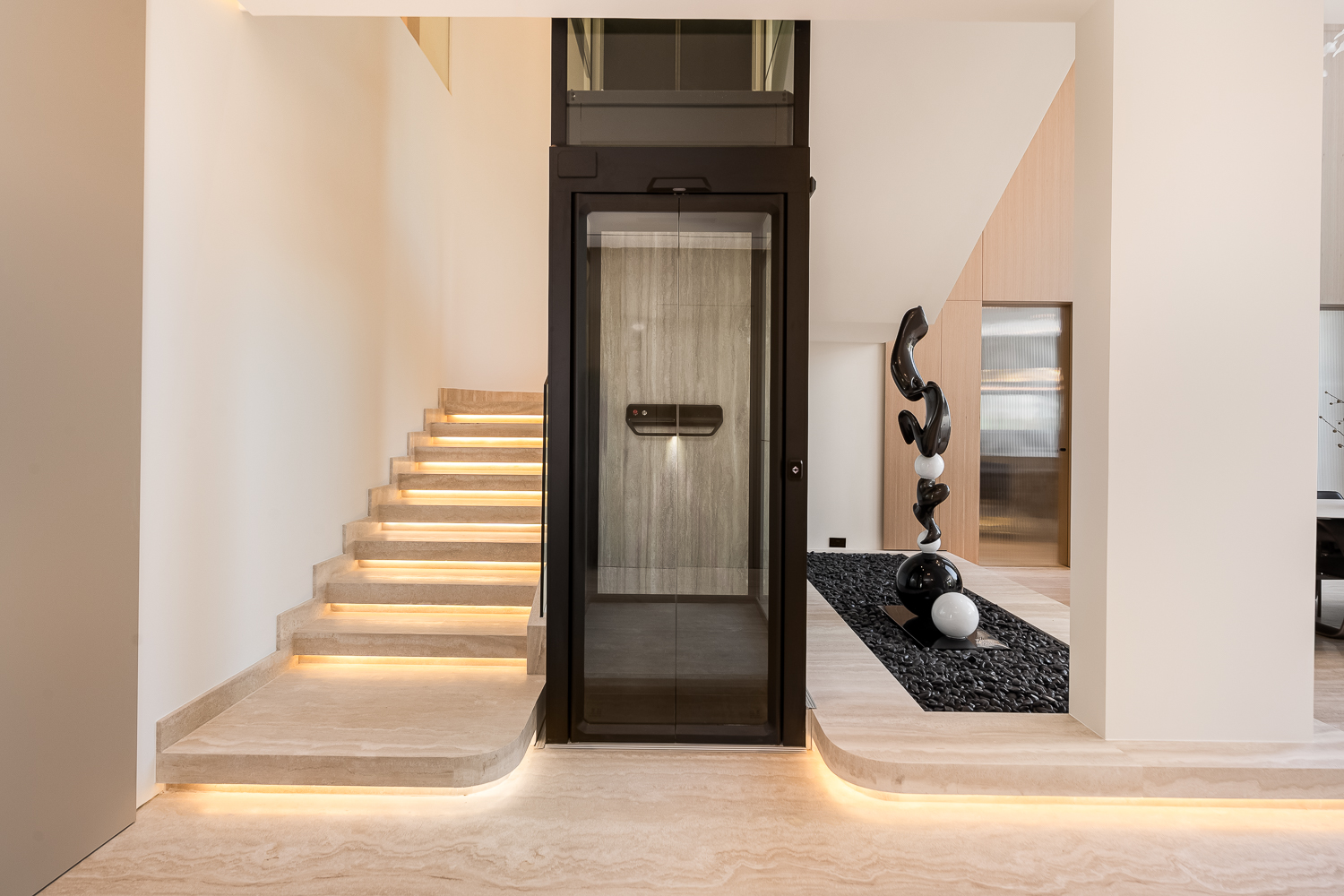 5 Bedrooms Villa in Entertainment Foyer