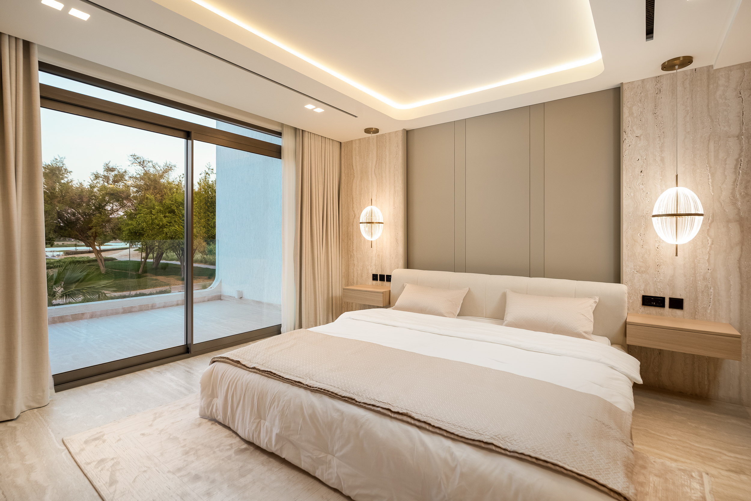 5 Bedrooms Villa in Entertainment Foyer