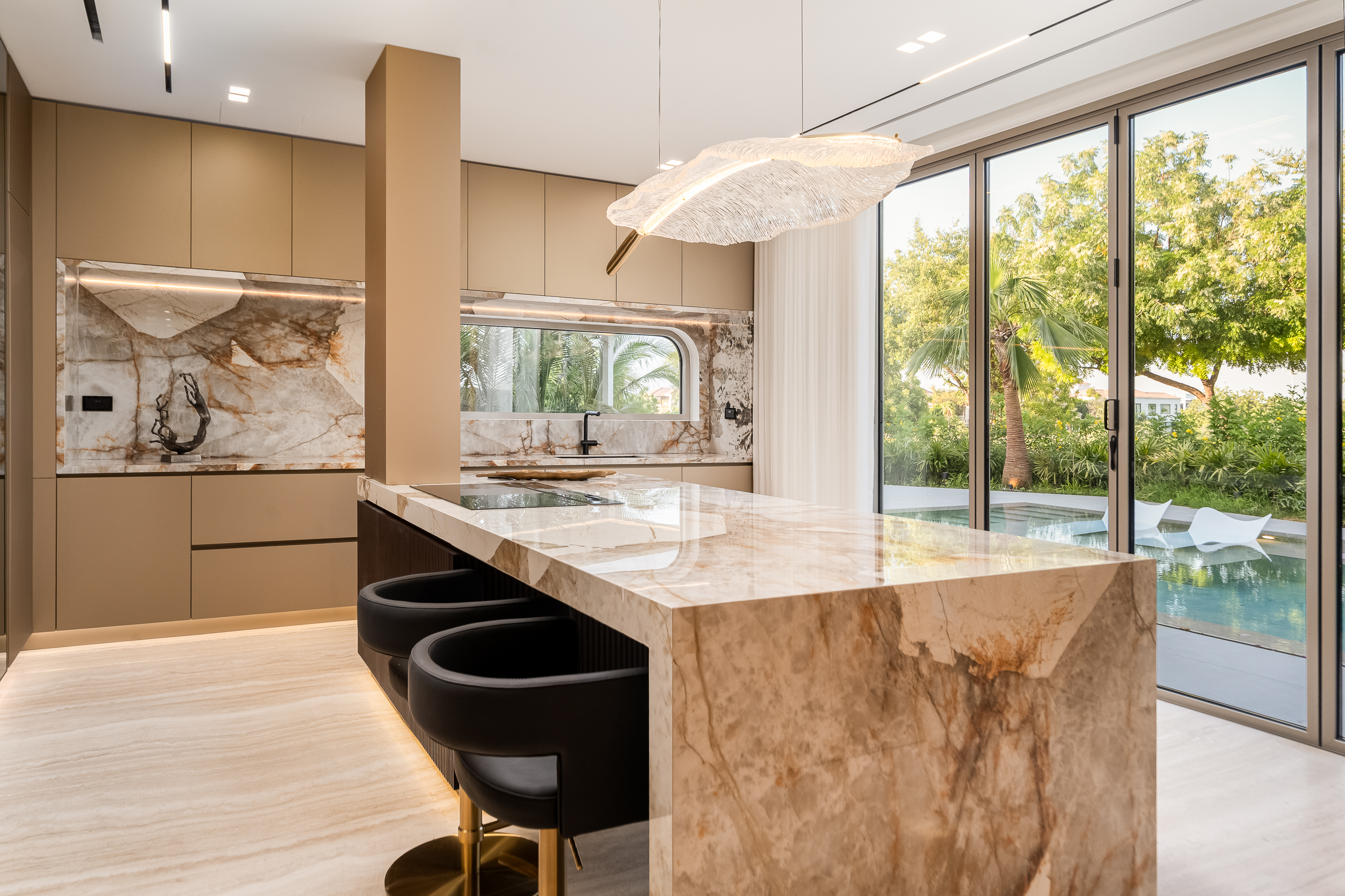 5 Bedrooms Villa in Entertainment Foyer