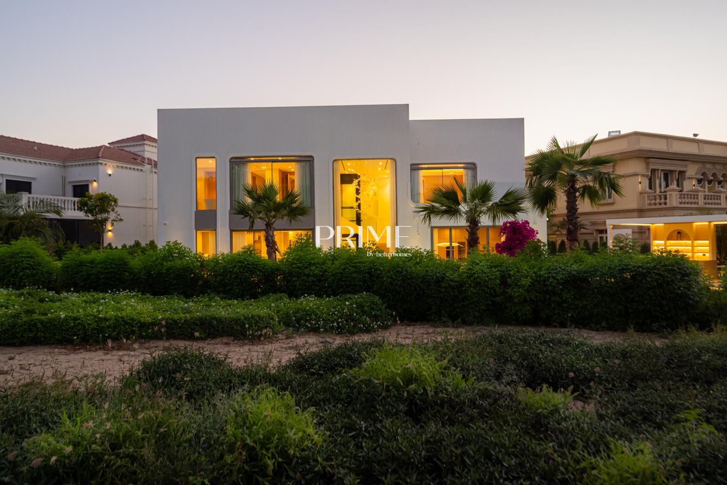 5 Bedrooms Villa in Entertainment Foyer