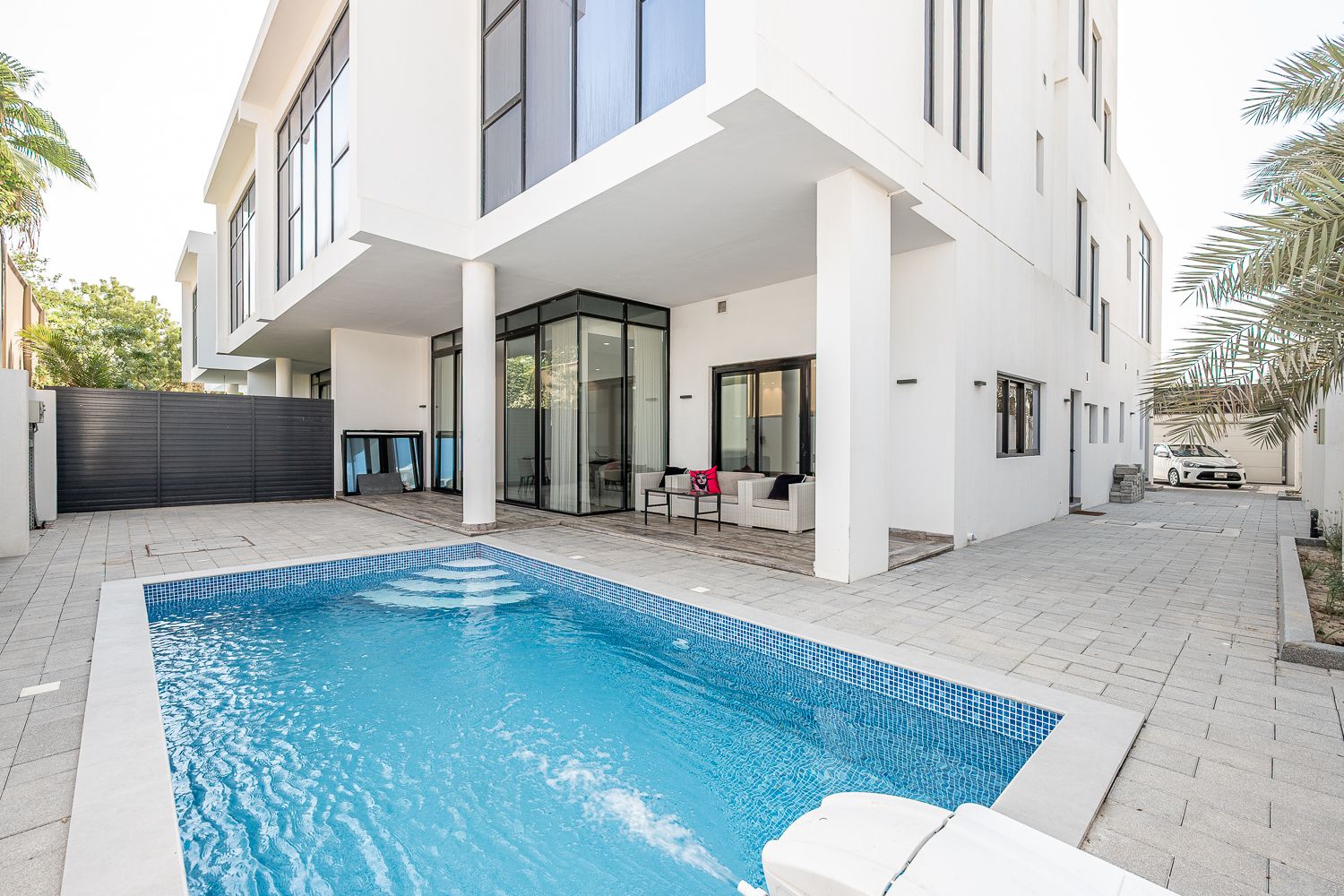 5 Bedroom Villa in Jumeirah 3 Villas