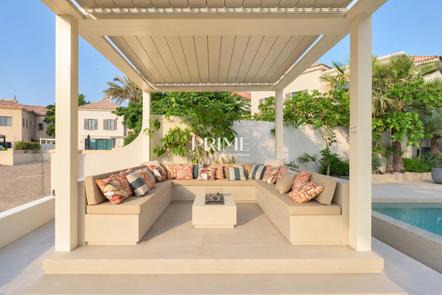 5 Bedrooms Villa in Flame Tree Ridge
