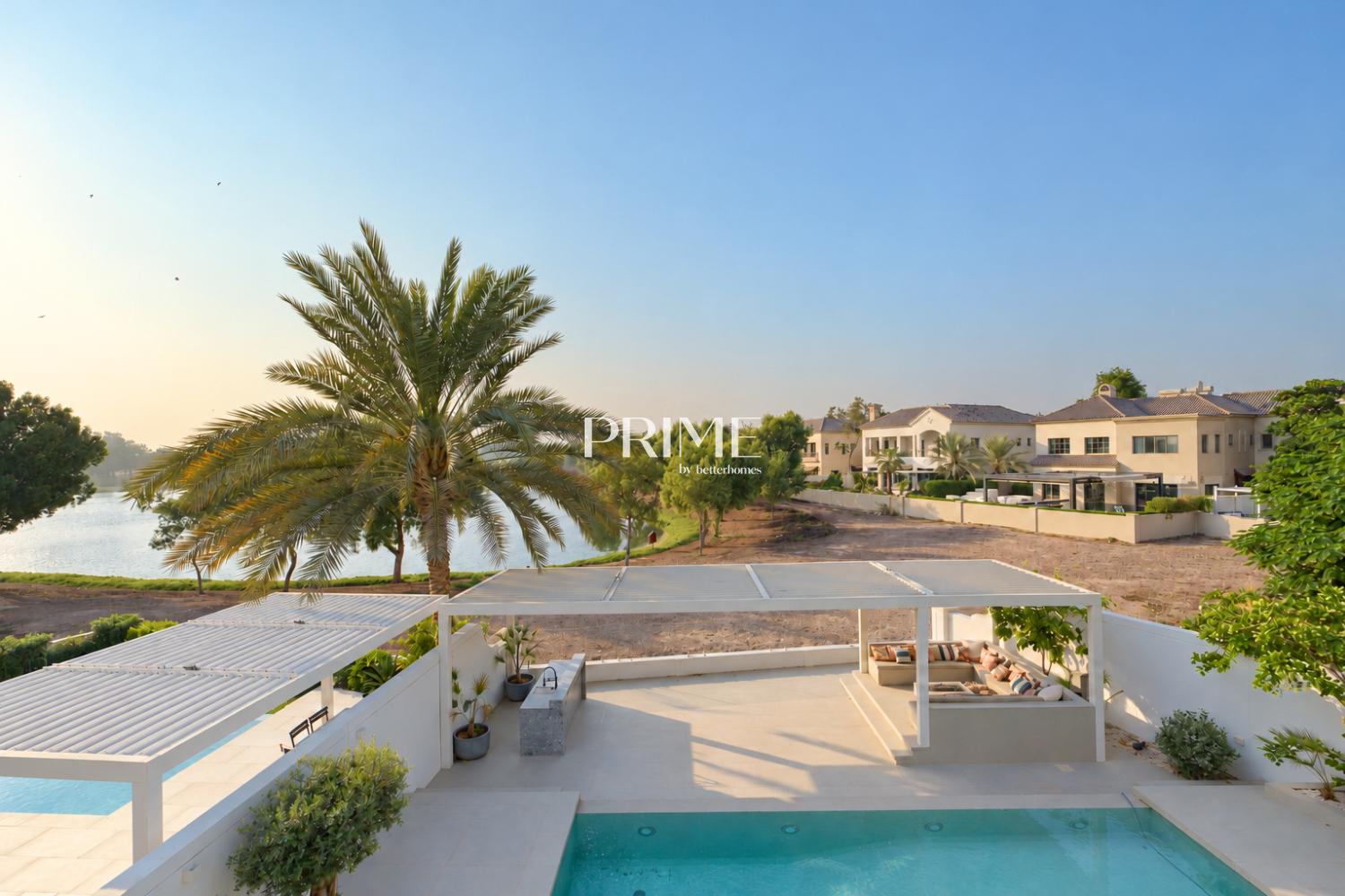 5 Bedrooms Villa in Flame Tree Ridge