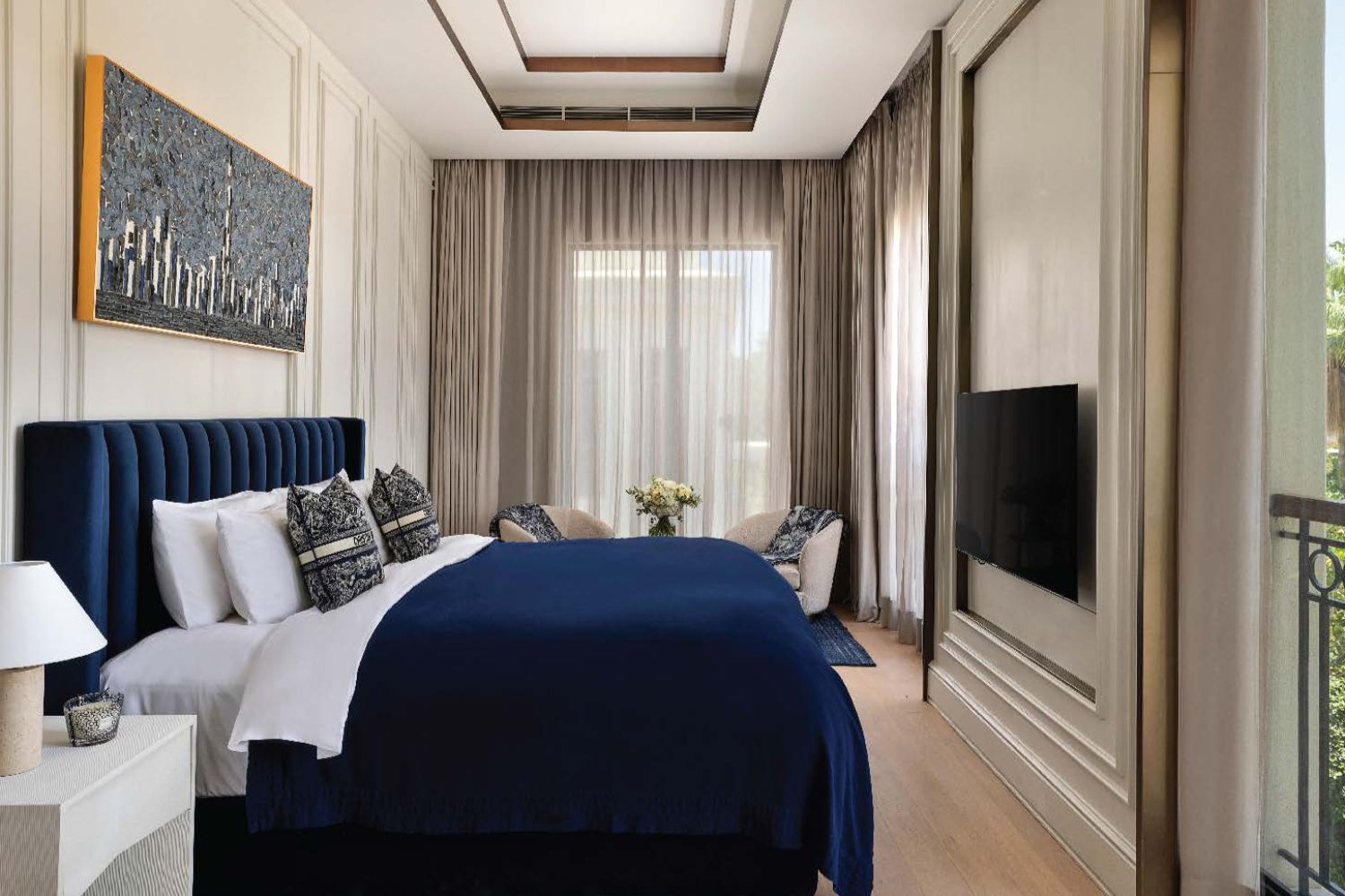 7 Bedrooms Villa in Sector L