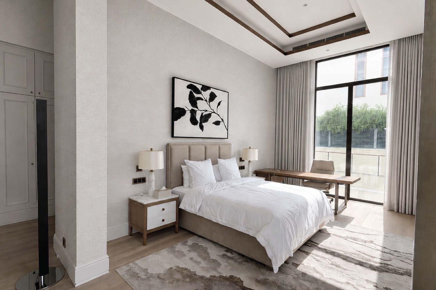 7 Bedrooms Villa in Sector L