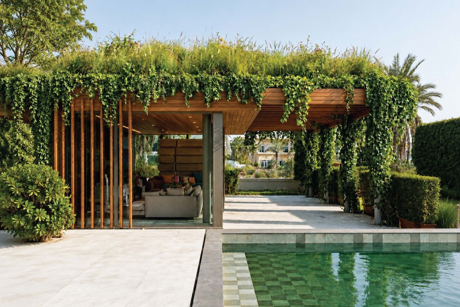 7 Bedrooms Villa in Sector L