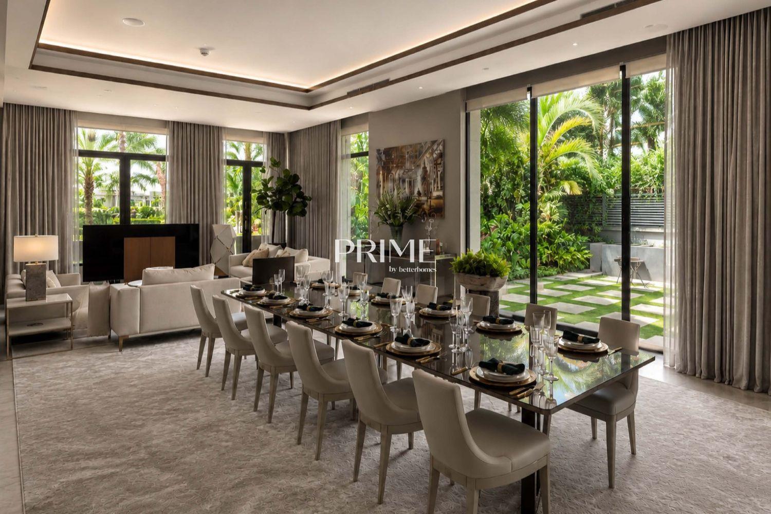 7 Bedrooms Villa in Sector L