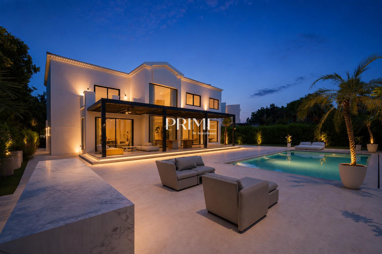 5 Bedrooms Villa in Entertainment Foyer