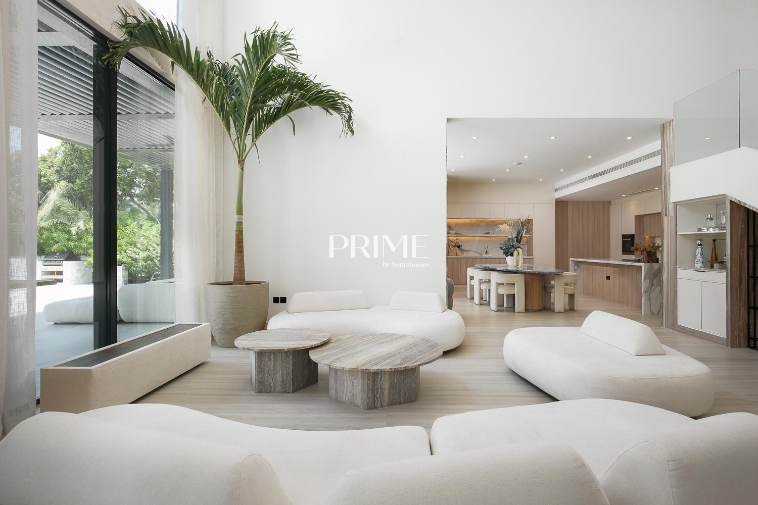 5 Bedrooms Villa in Entertainment Foyer