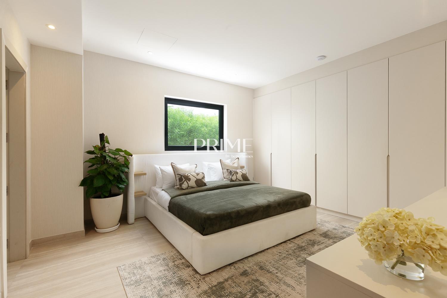 5 Bedrooms Villa in Entertainment Foyer