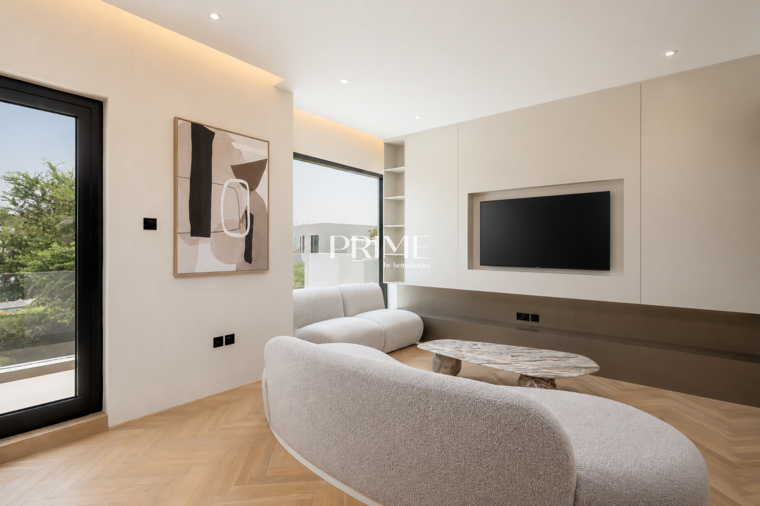 5 Bedrooms Villa in Entertainment Foyer
