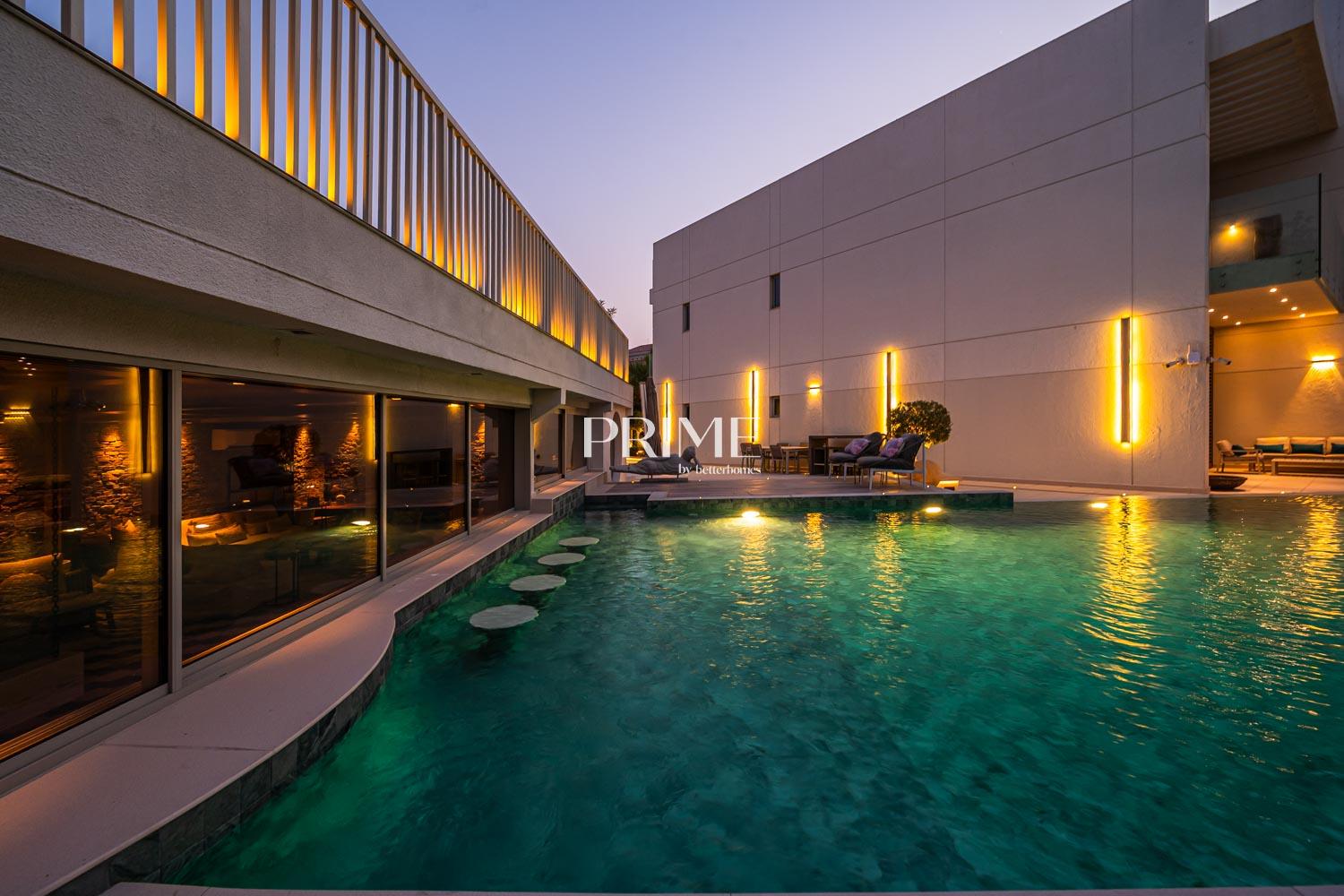 7 Bedrooms Villa in District One Villas