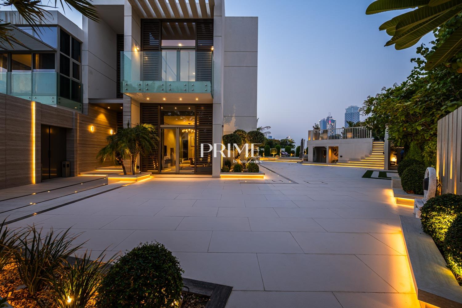 7 Bedrooms Villa in District One Villas