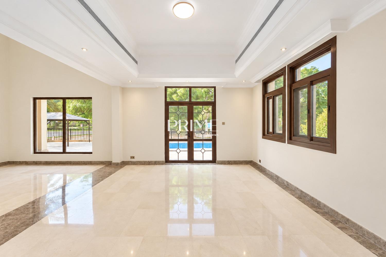4 Bedrooms Villa in Cluster 43