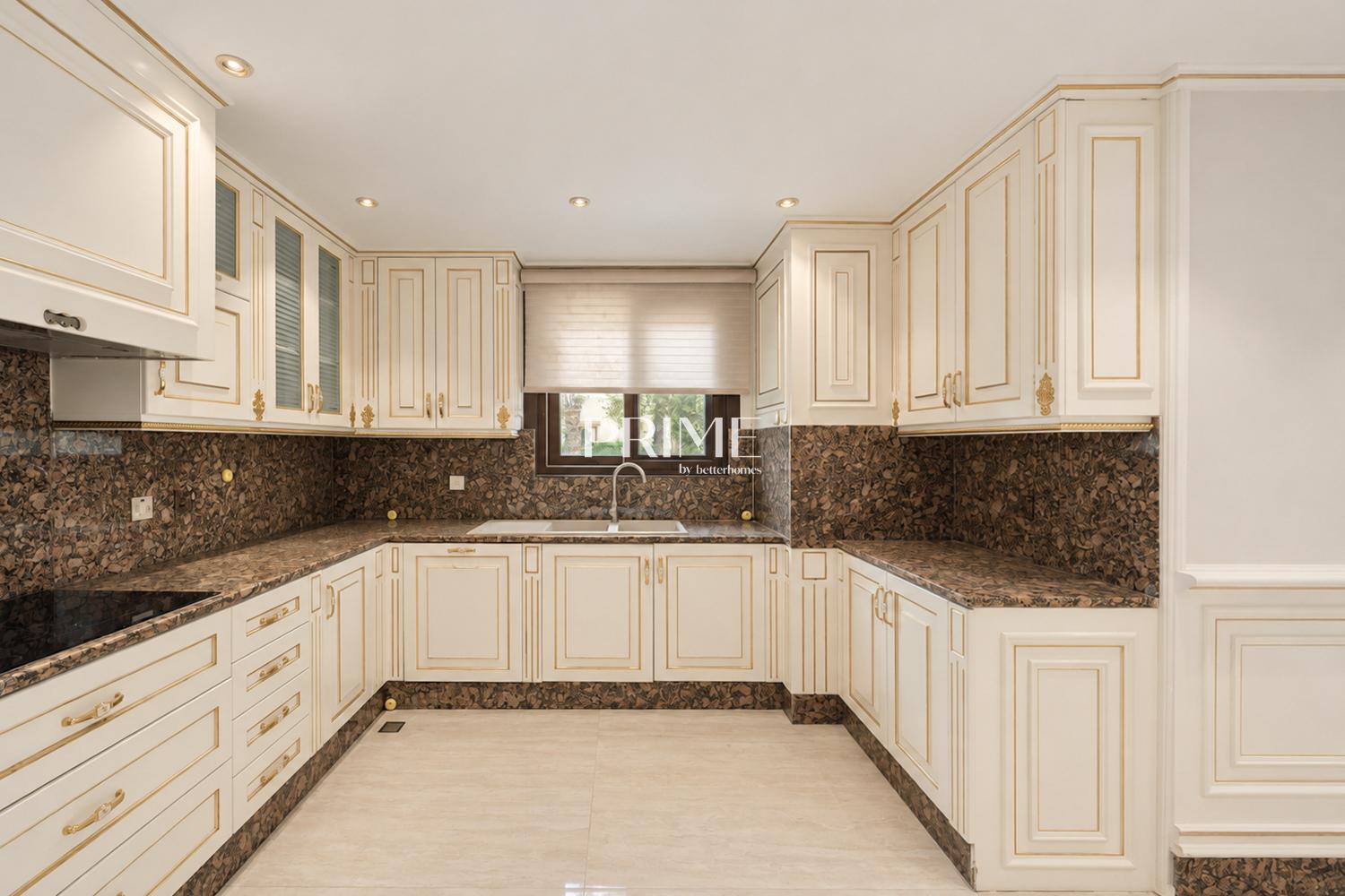 4 Bedrooms Villa in Cluster 43