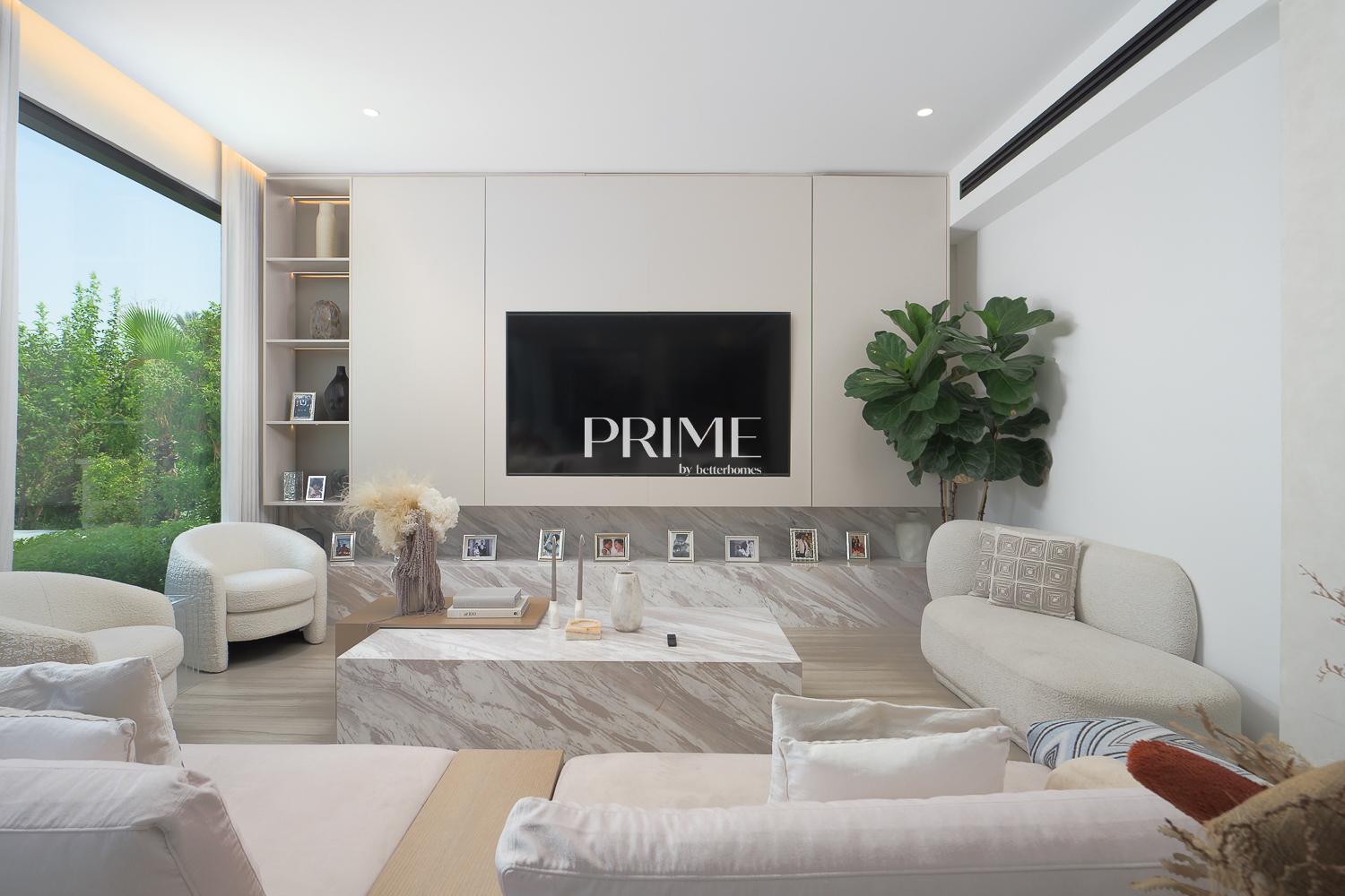 5 Bedrooms Villa in Entertainment Foyer