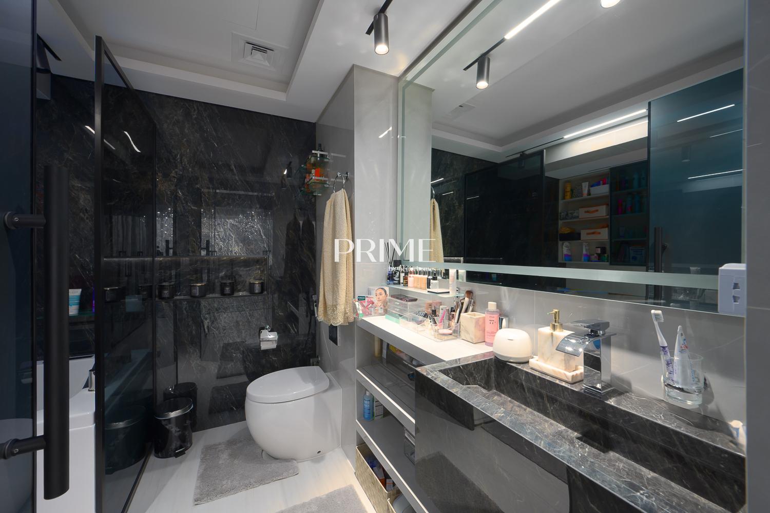 6 Bedrooms Villa in Sanctuary Falls