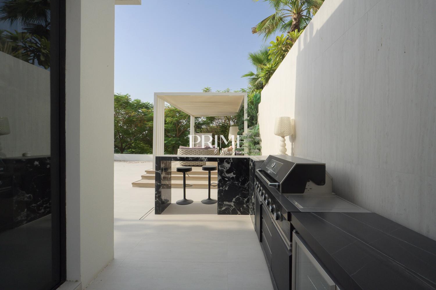6 Bedrooms Villa in Sanctuary Falls