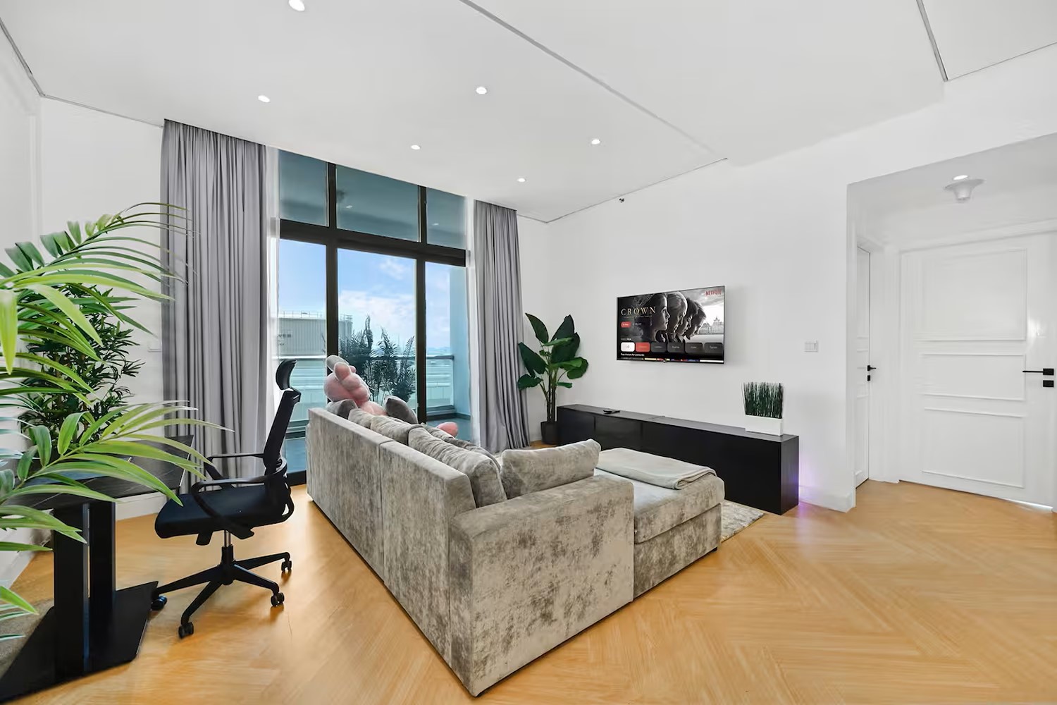 2 Bedroom Apartment in DEC Tower 1