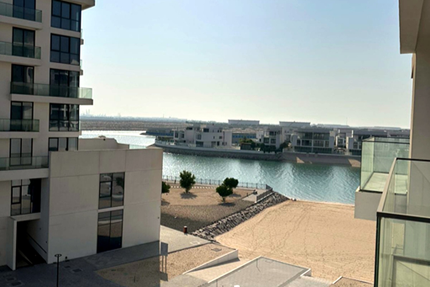 Studio Apartment in Bluebay Walk