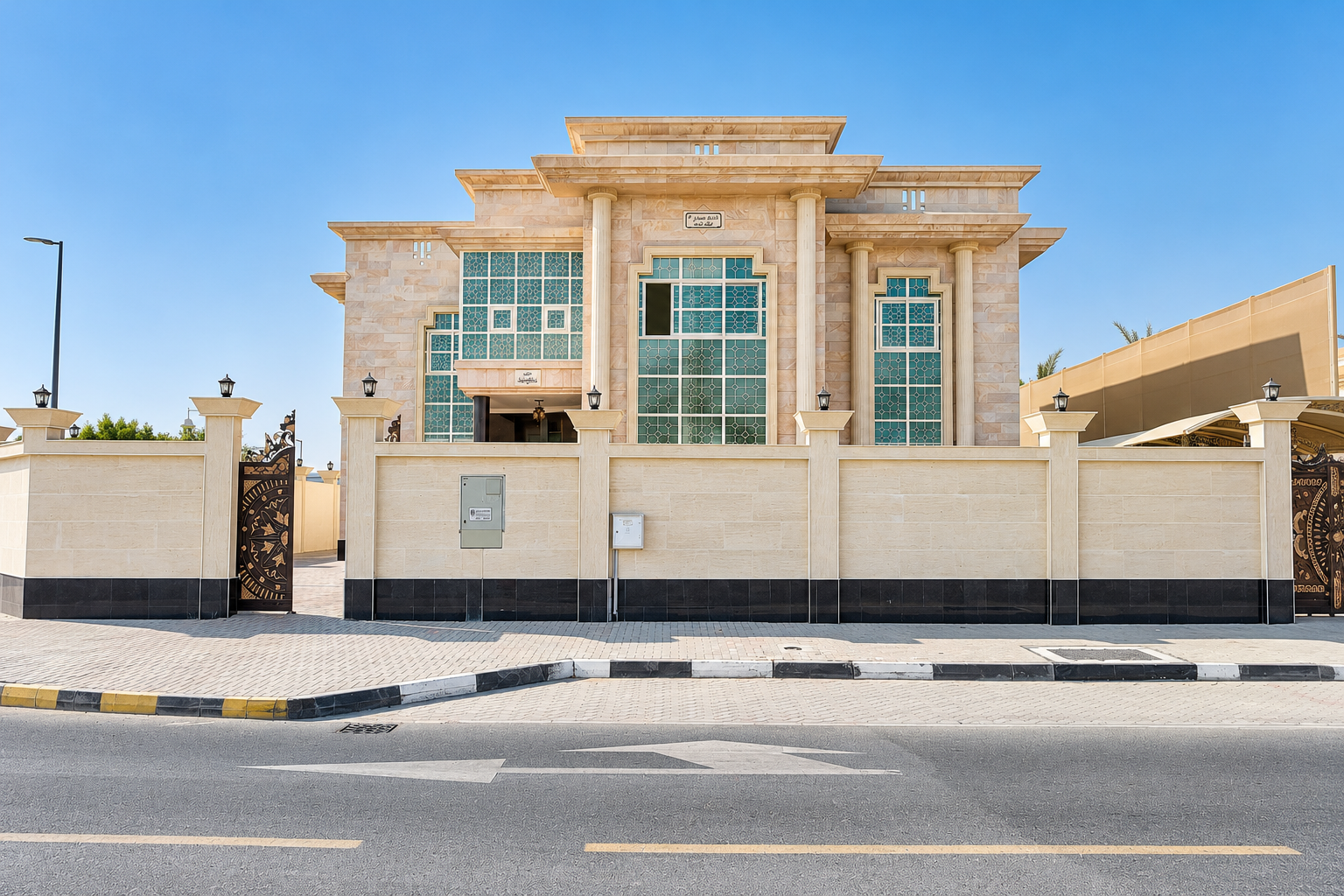 6 Bedroom Villa in Al Tarfa