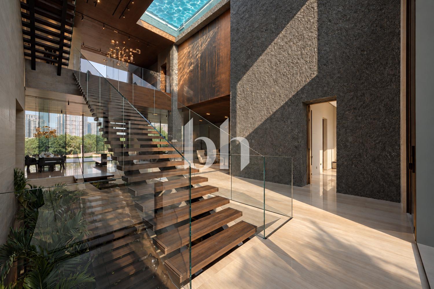 5 Bedrooms Villa in Emerald Hills