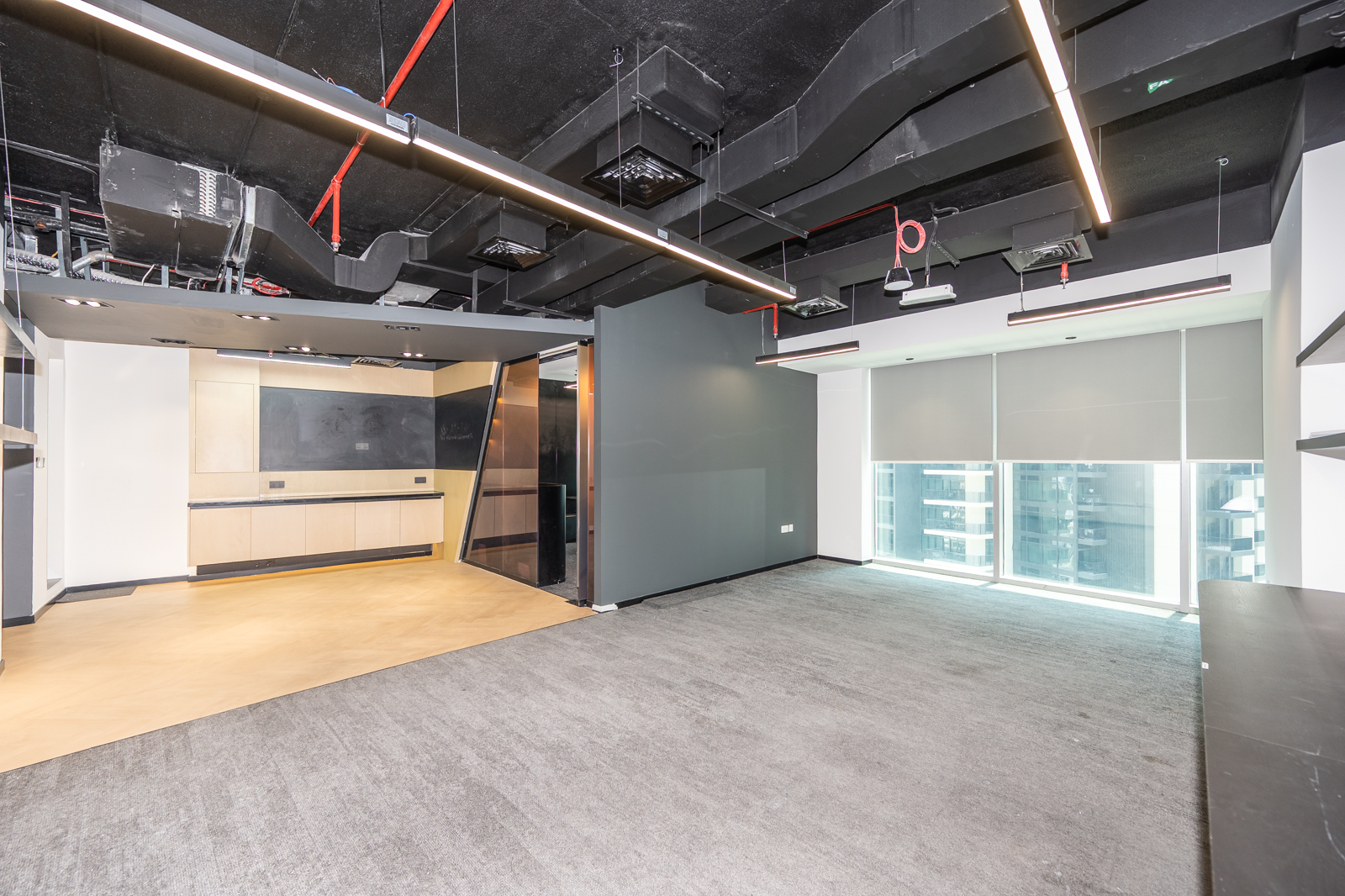 Office for rent in The Binary Tower at 230,000 AED per year