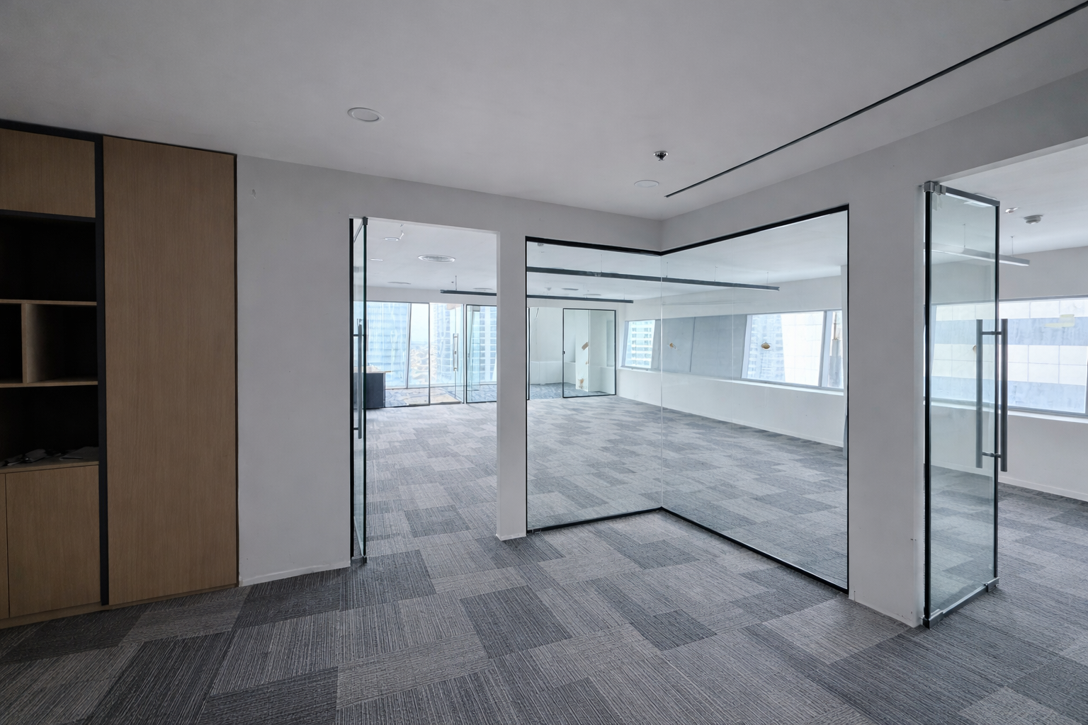 Fitted Office | Partially Furnished | Iris Bay